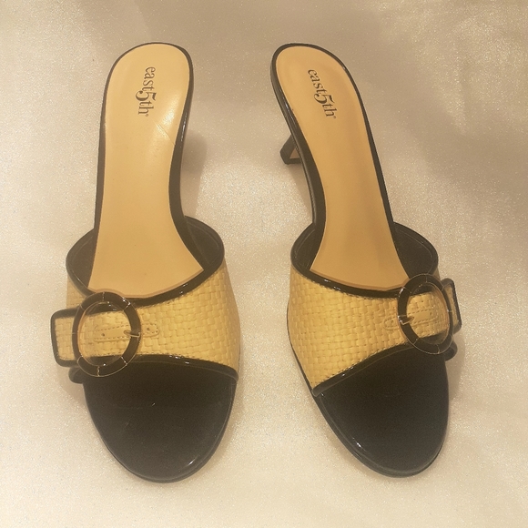 Women's East5th Brown and Tan Slip On Open Toe Buckle Design Size 8M - Picture 2 of 12